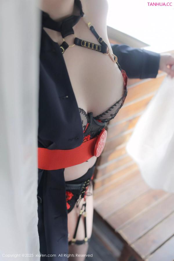 白茹雪  [XiuRen]高清写真图 2025.04.15 No.10155 白茹雪abby 空姐制服第48张图片